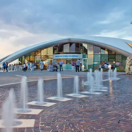 Perfect Tourist In Bugibba Square! Appartamento